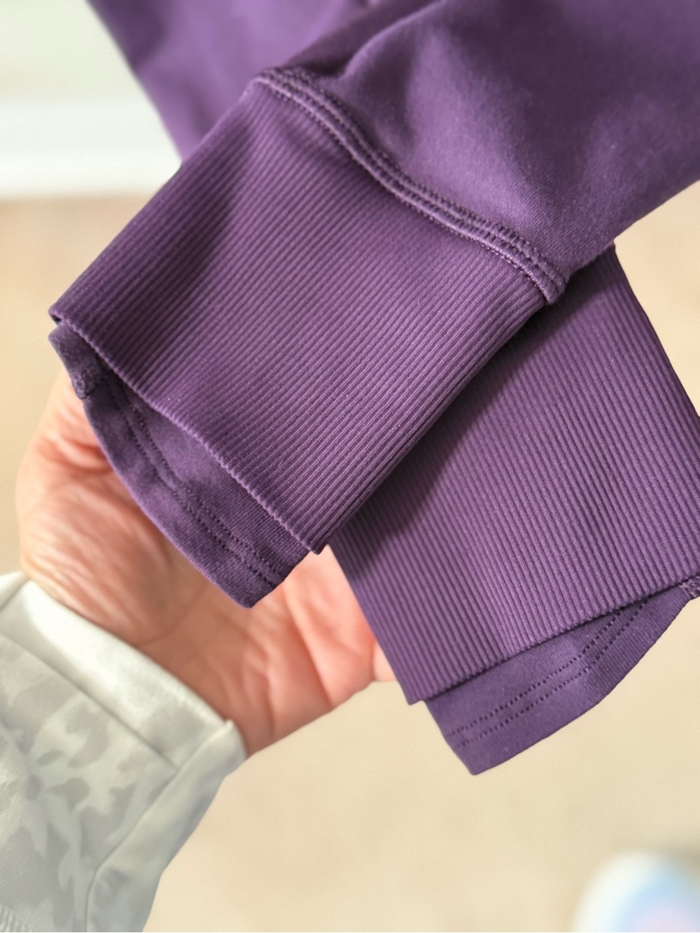 Lululemon jacket - Picture 5 of 7